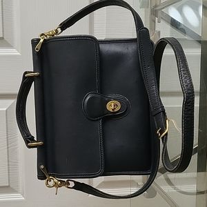Vintage Coach Willis Bag in Navy Blue